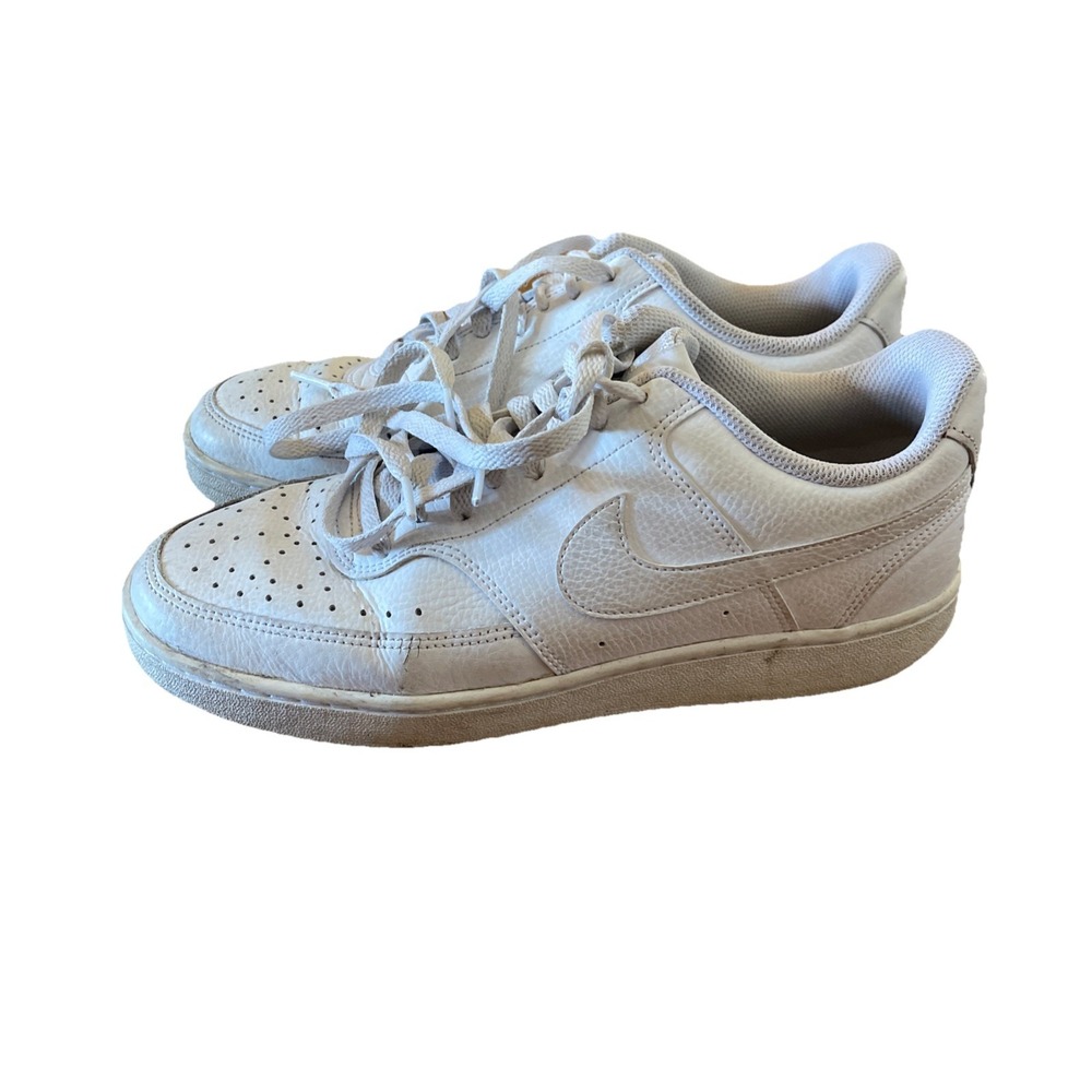 Nikes US Size 10 Men's White Sneakers CD5434